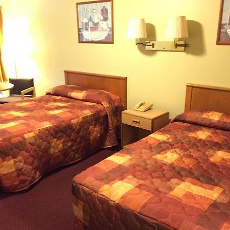 Sebring Inn Екстер'єр фото